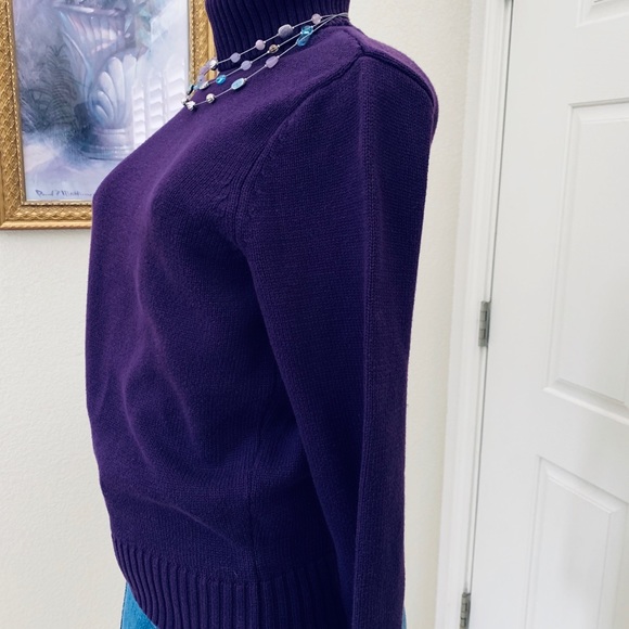“CROFT & BARROW” dark purple/lavender turtle neck - Picture 4 of 8